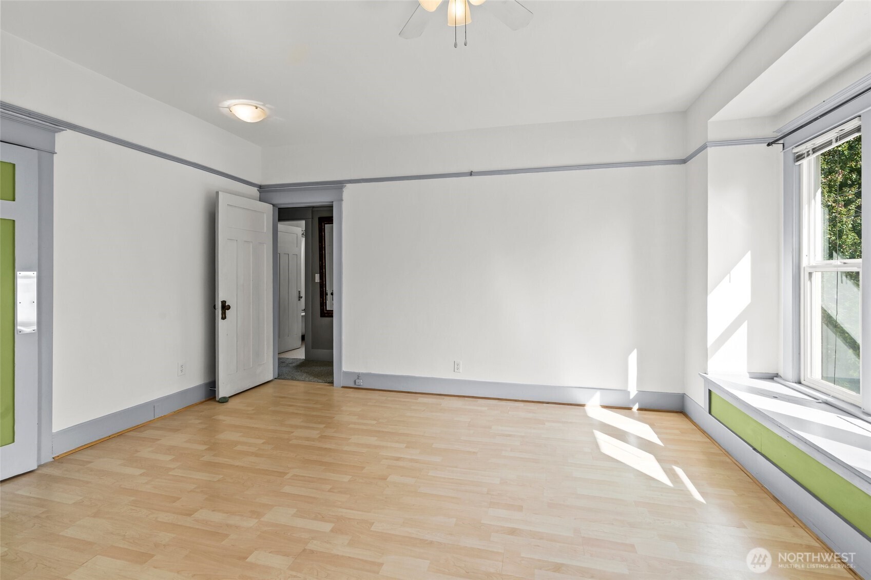 1923 15th Avenue Property Photo 22