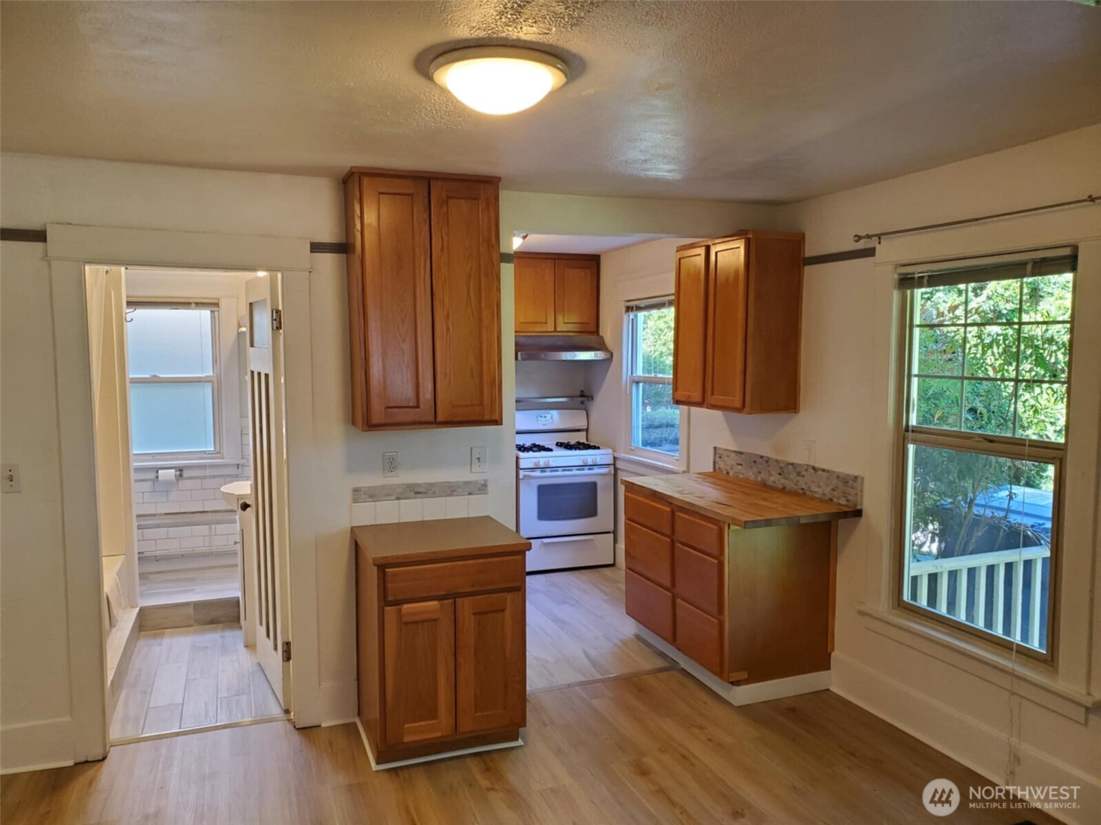 1923 15th Avenue Property Photo 28