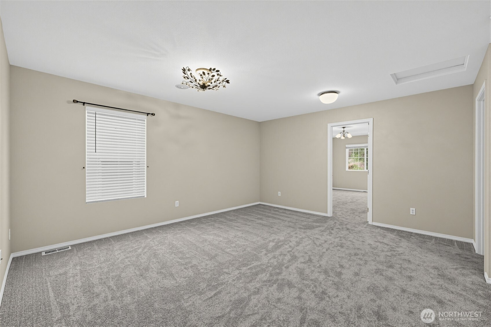 7825 Cortland Avenue Property Photo 23
