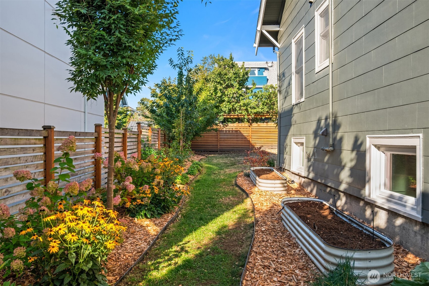 3915 Sunnyside Avenue Property Photo 30