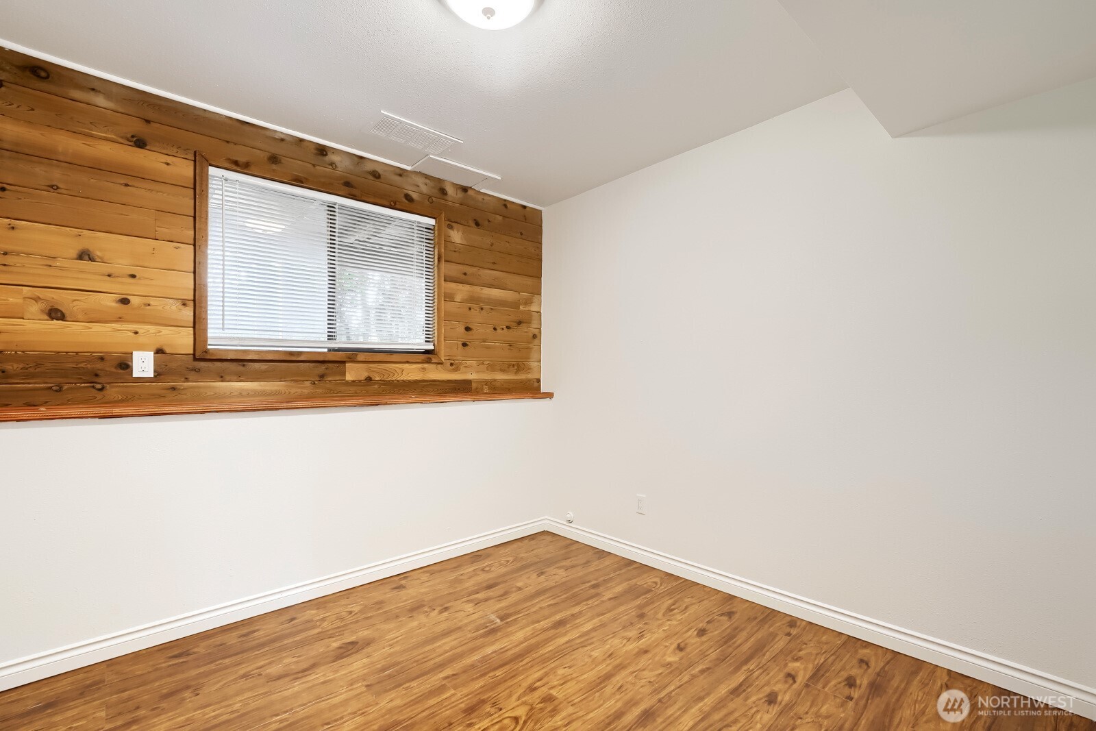 5125 162nd St Court Property Photo 20