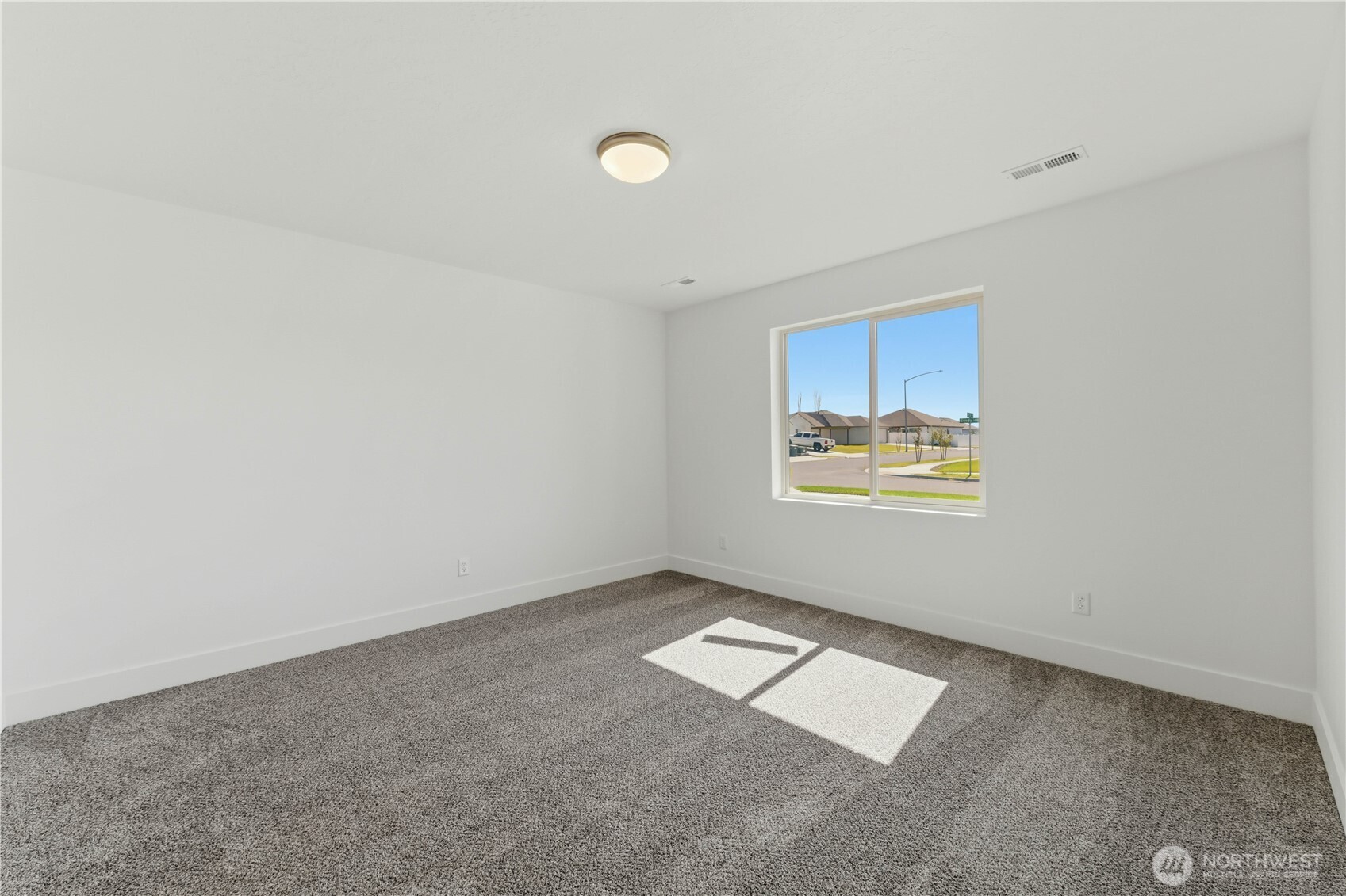 336 N Sandy Loop Property Photo 15