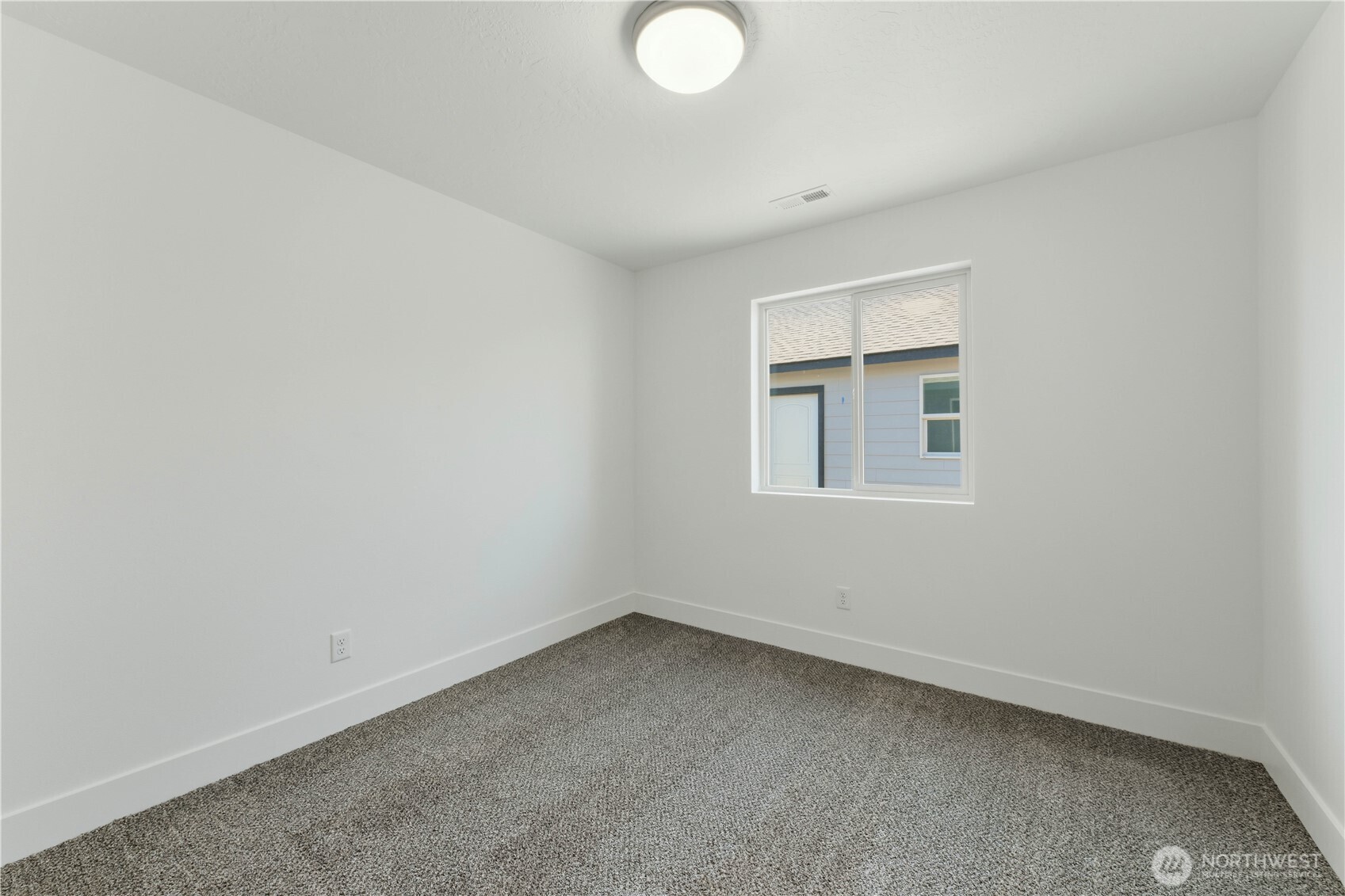 336 N Sandy Loop Property Photo 20