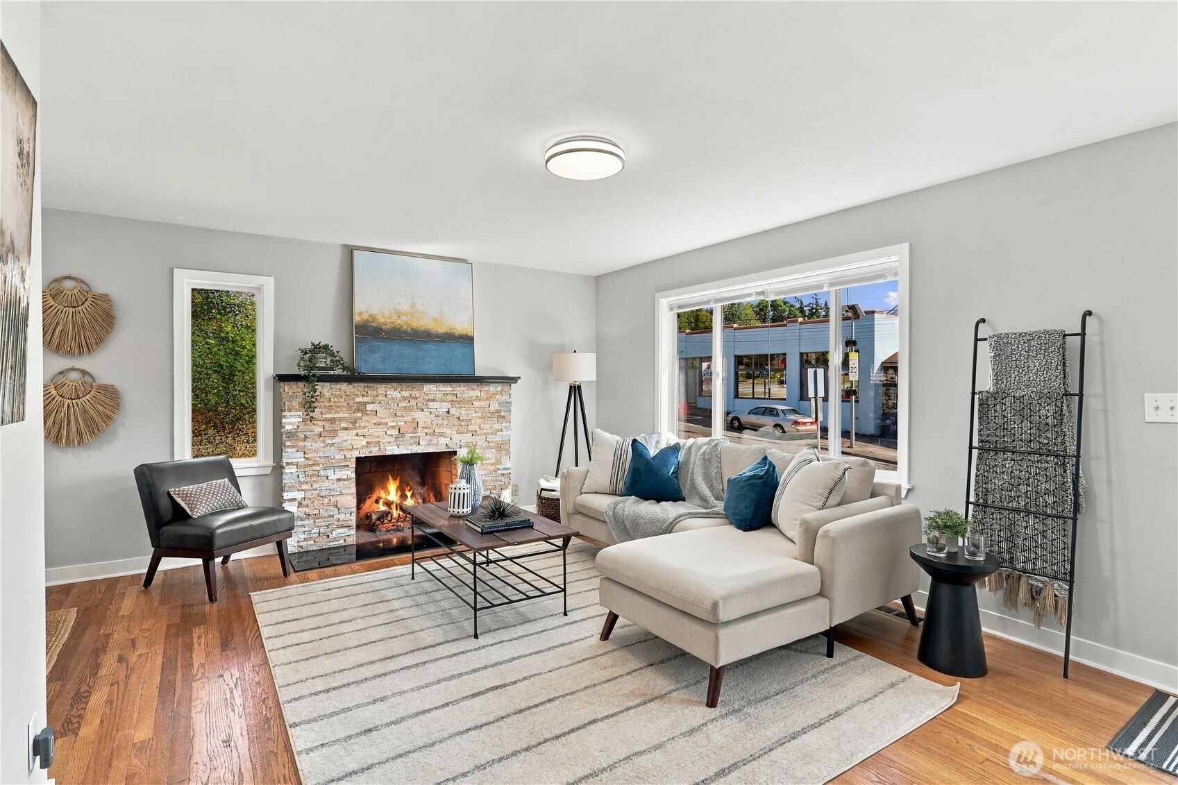 1210 S Lucile Street Property Photo 4