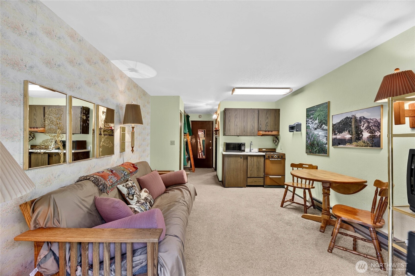 74 Erste Street 1209 Property Photo 10
