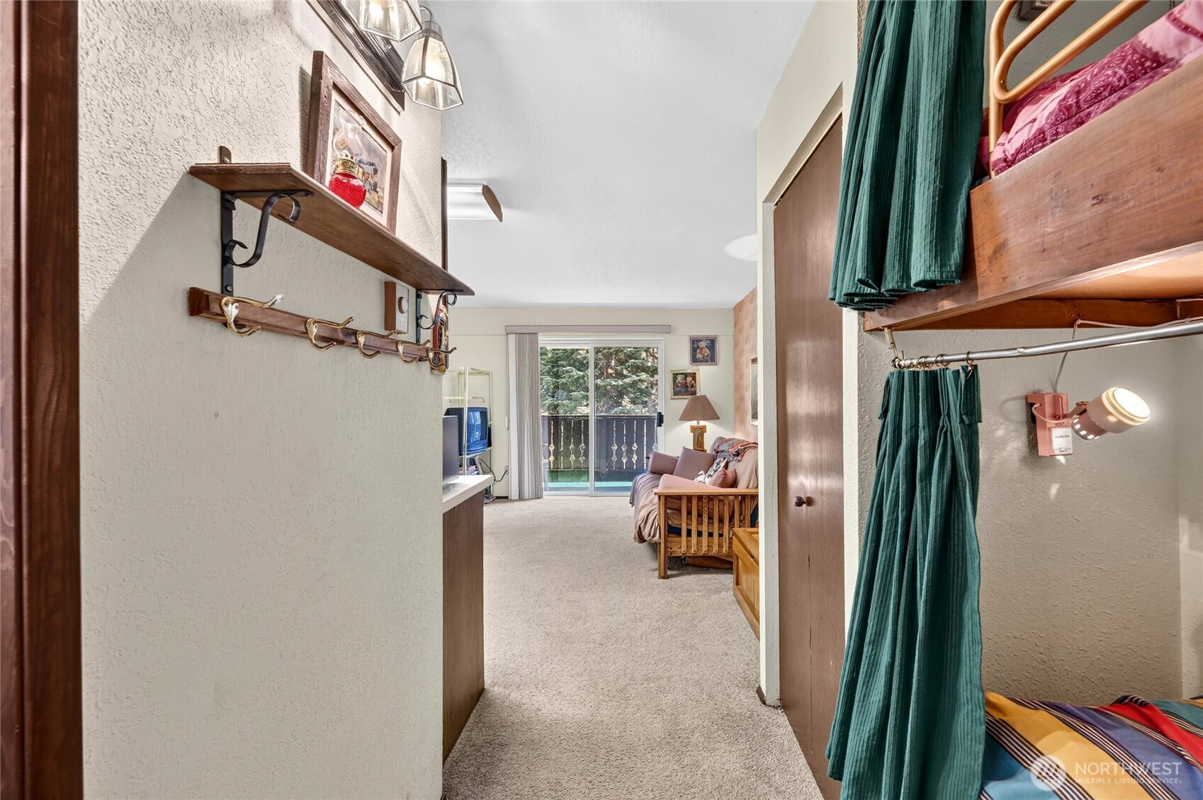 74 Erste Street 1209 Property Photo 17