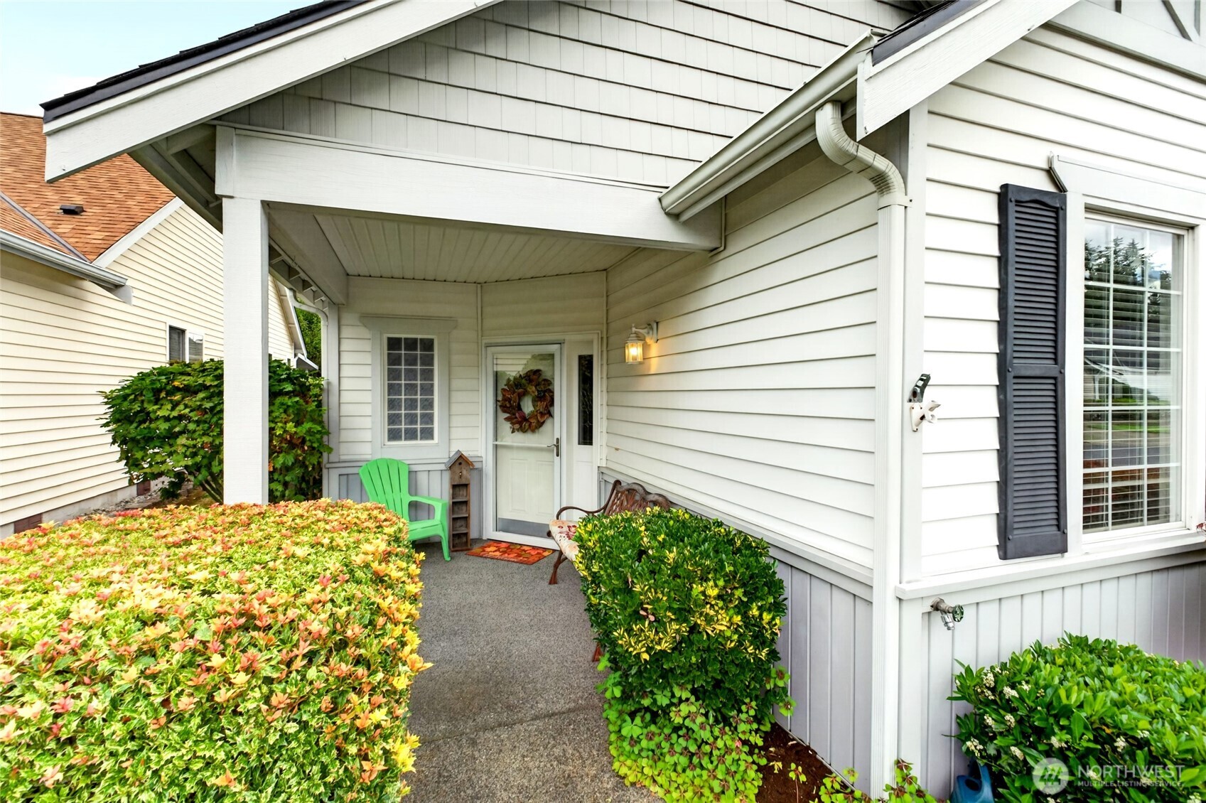16925 91st Avenue Property Photo 2