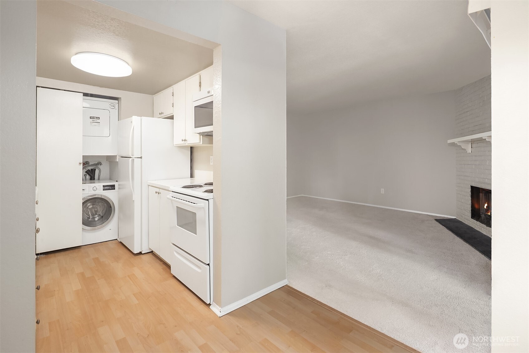 12021 100th Avenue C3 Property Photo 11