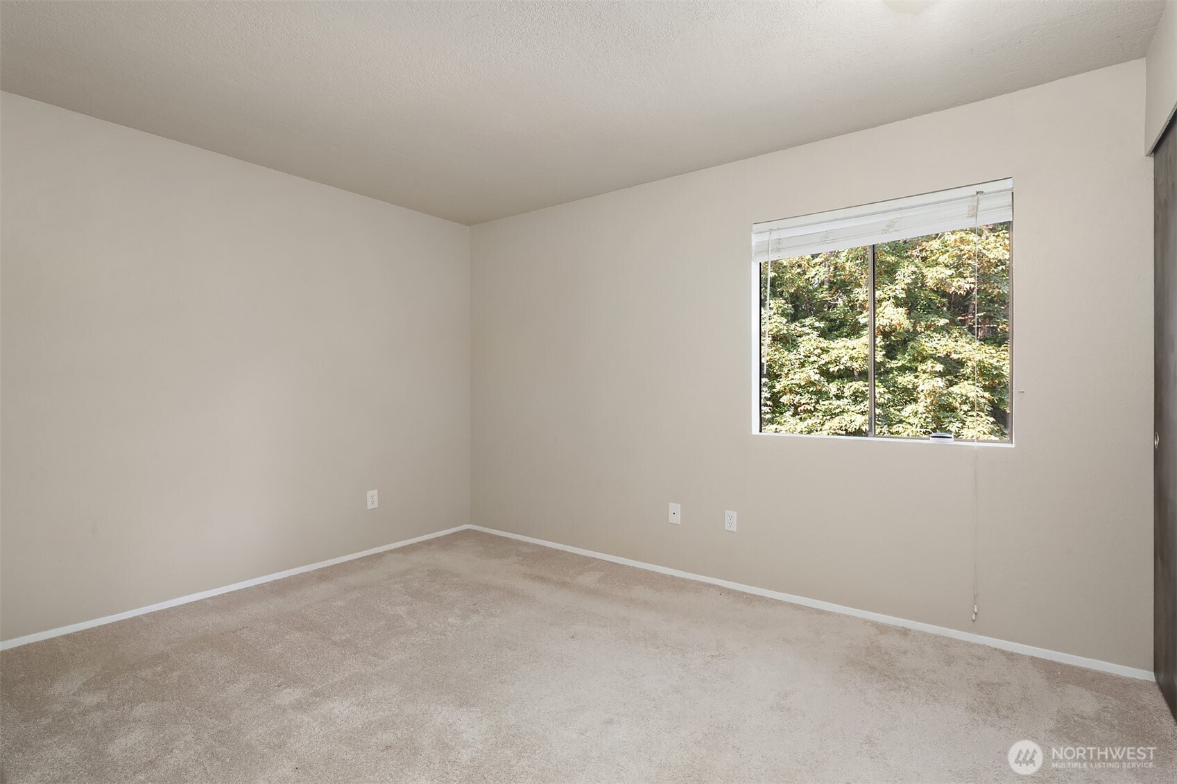 12021 100th Avenue C3 Property Photo 17