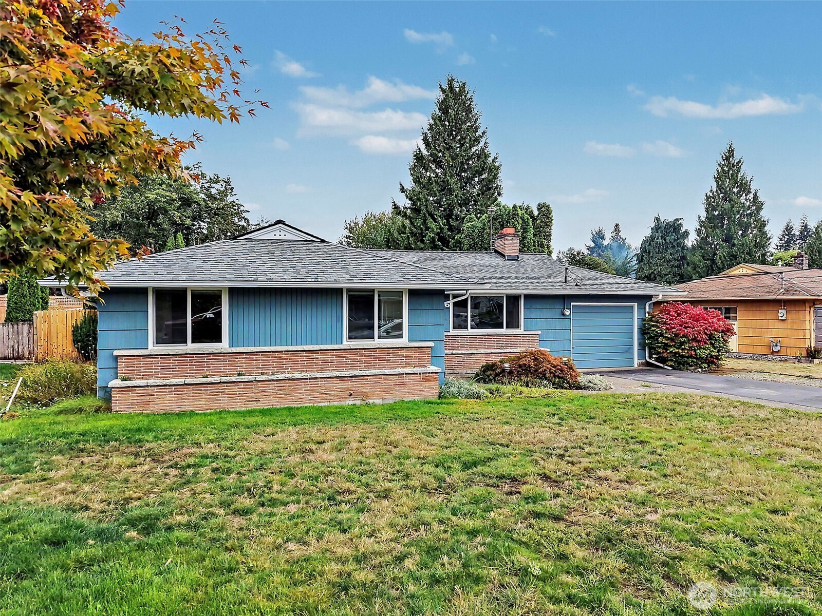 1310 24th Street Property Photo 3