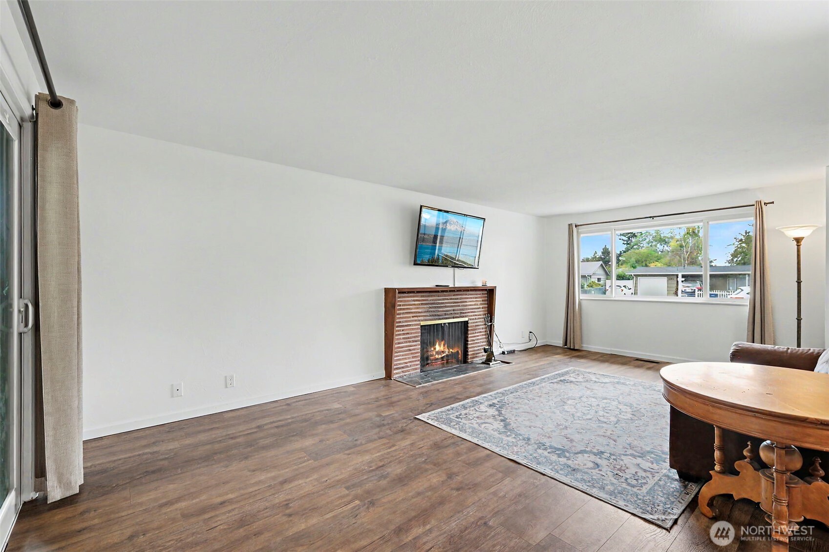 1310 24th Street Property Photo 8