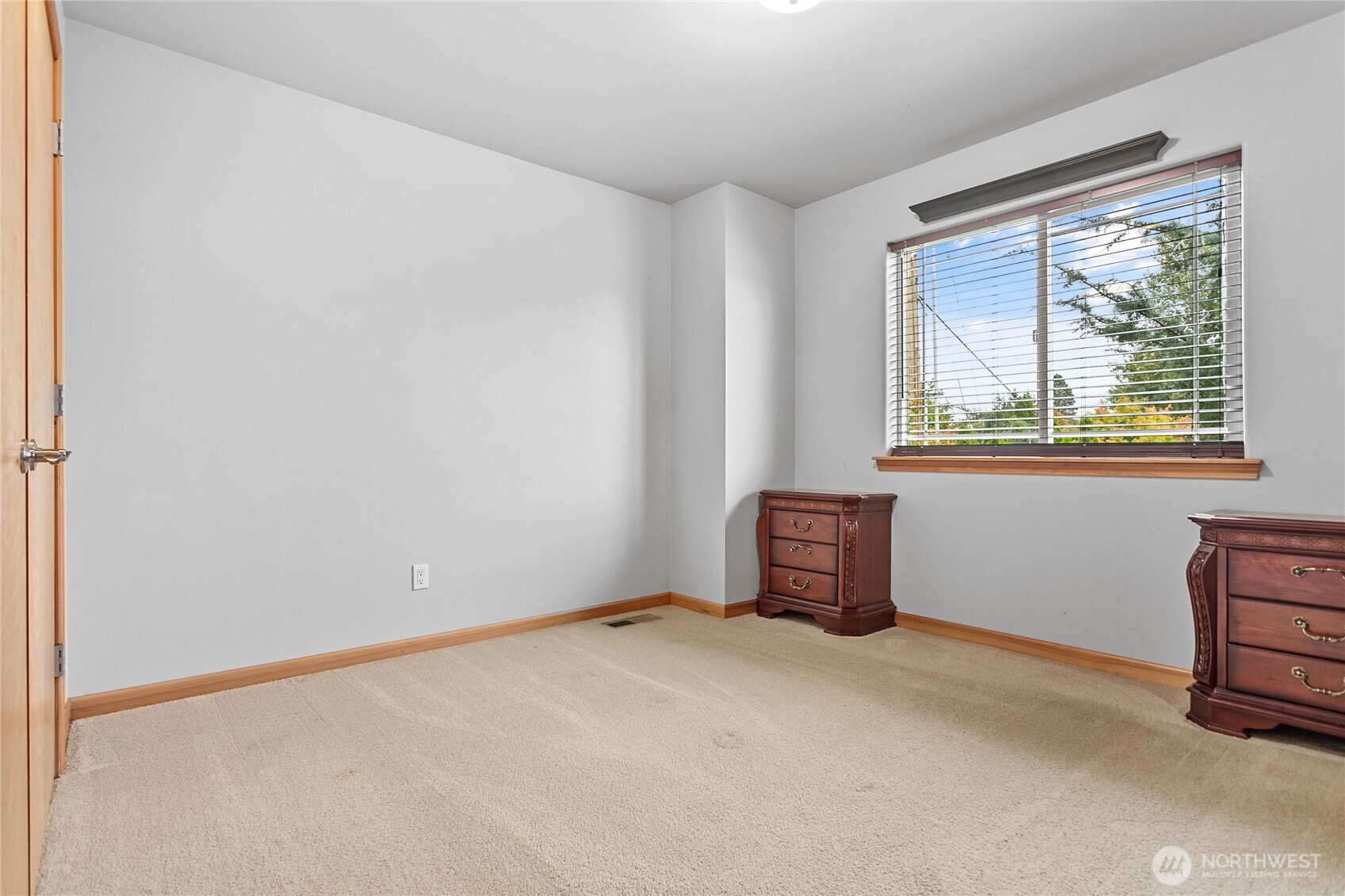 5643 Old Settler Drive Property Photo 20