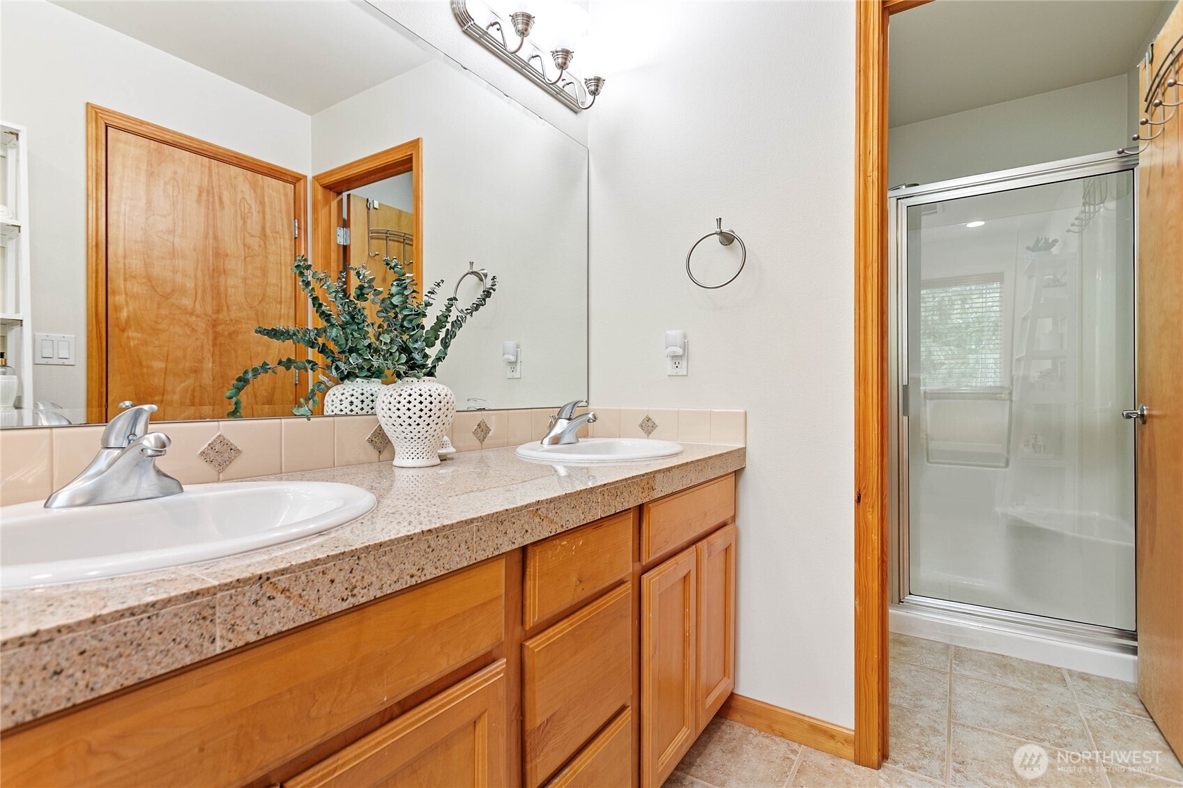 5643 Old Settler Drive Property Photo 24