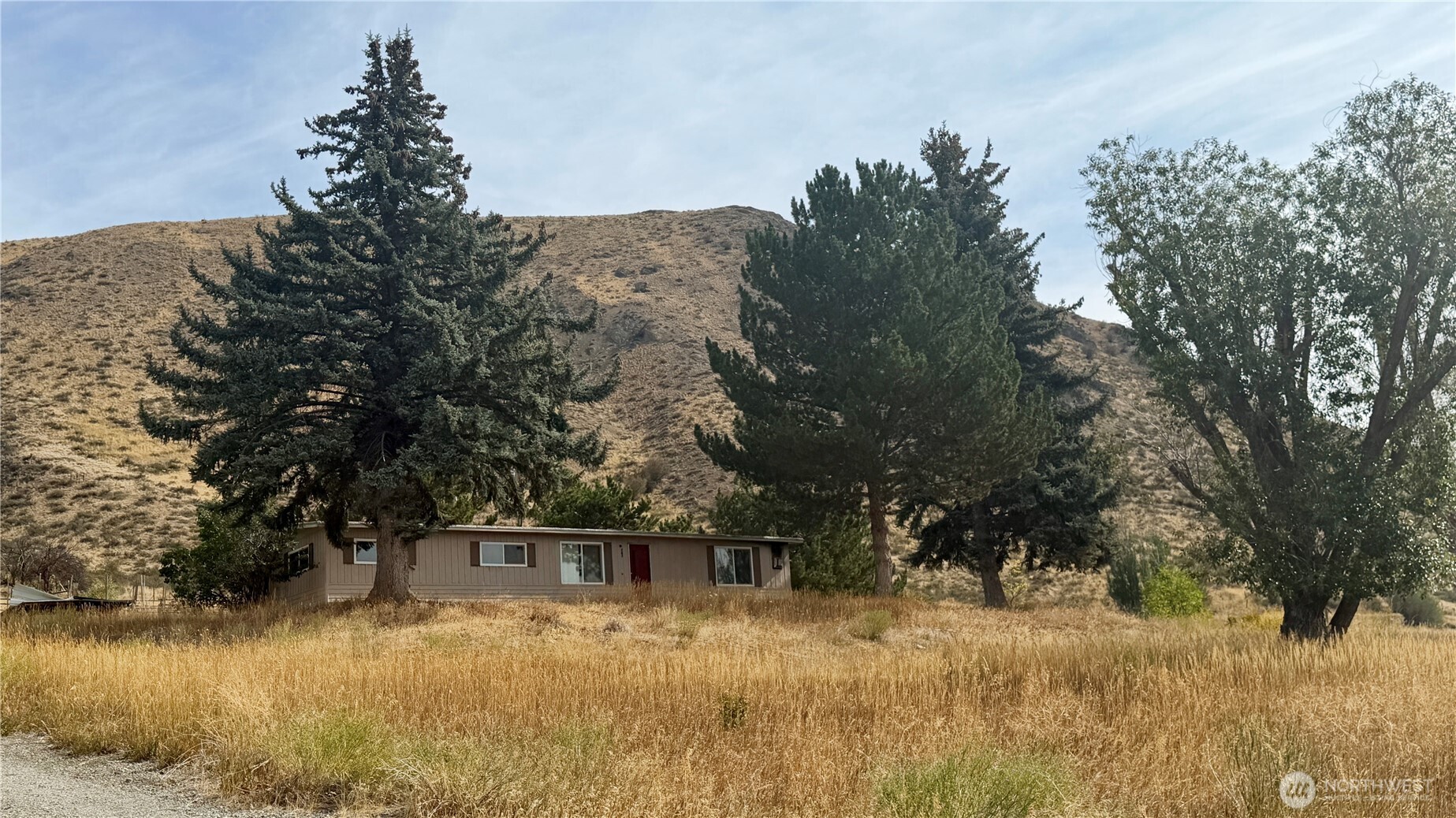 762 Twisp-winthrop Eastside Road Property Photo 1