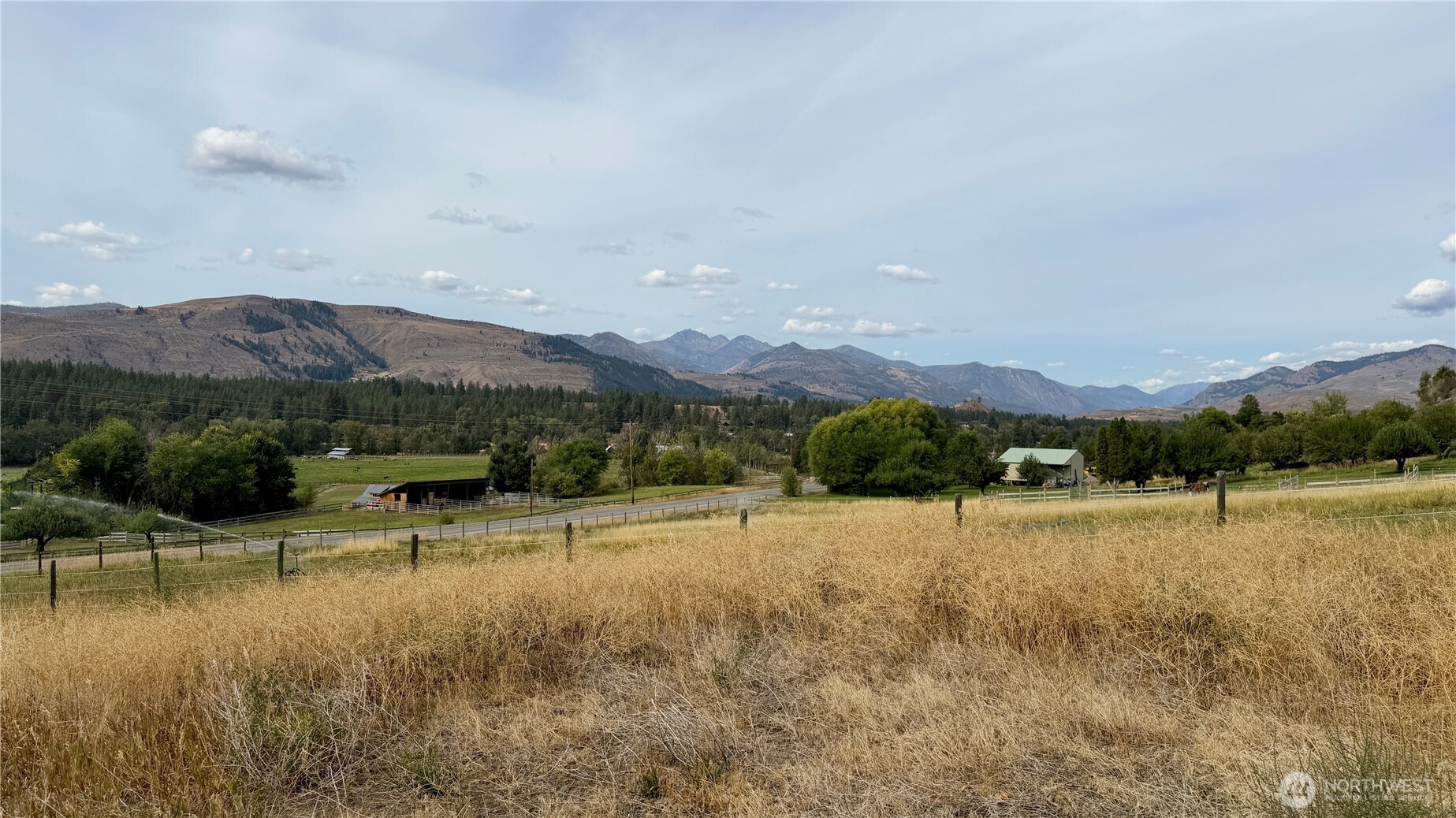 762 Twisp-winthrop Eastside Road Property Photo 4