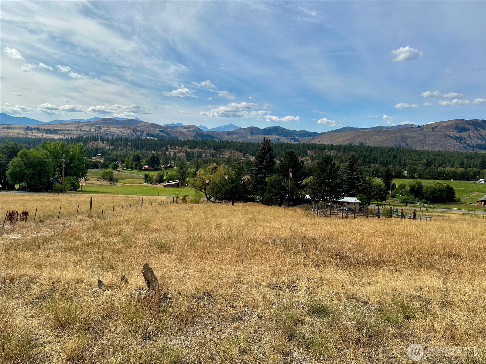 762 Twisp-winthrop Eastside Road Property Photo 10