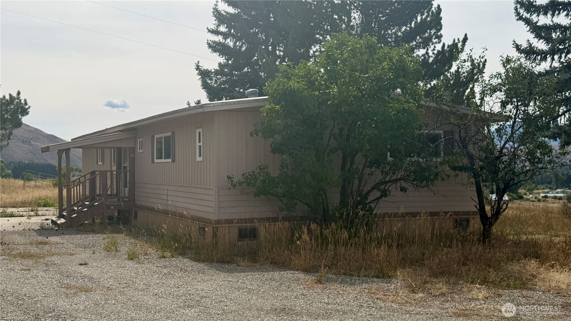 762 Twisp-winthrop Eastside Road Property Photo 14