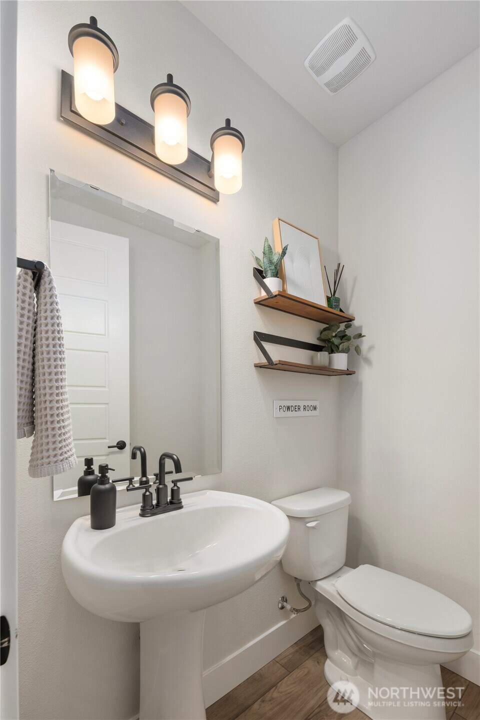 3569 Elmont Avenue Property Photo 21