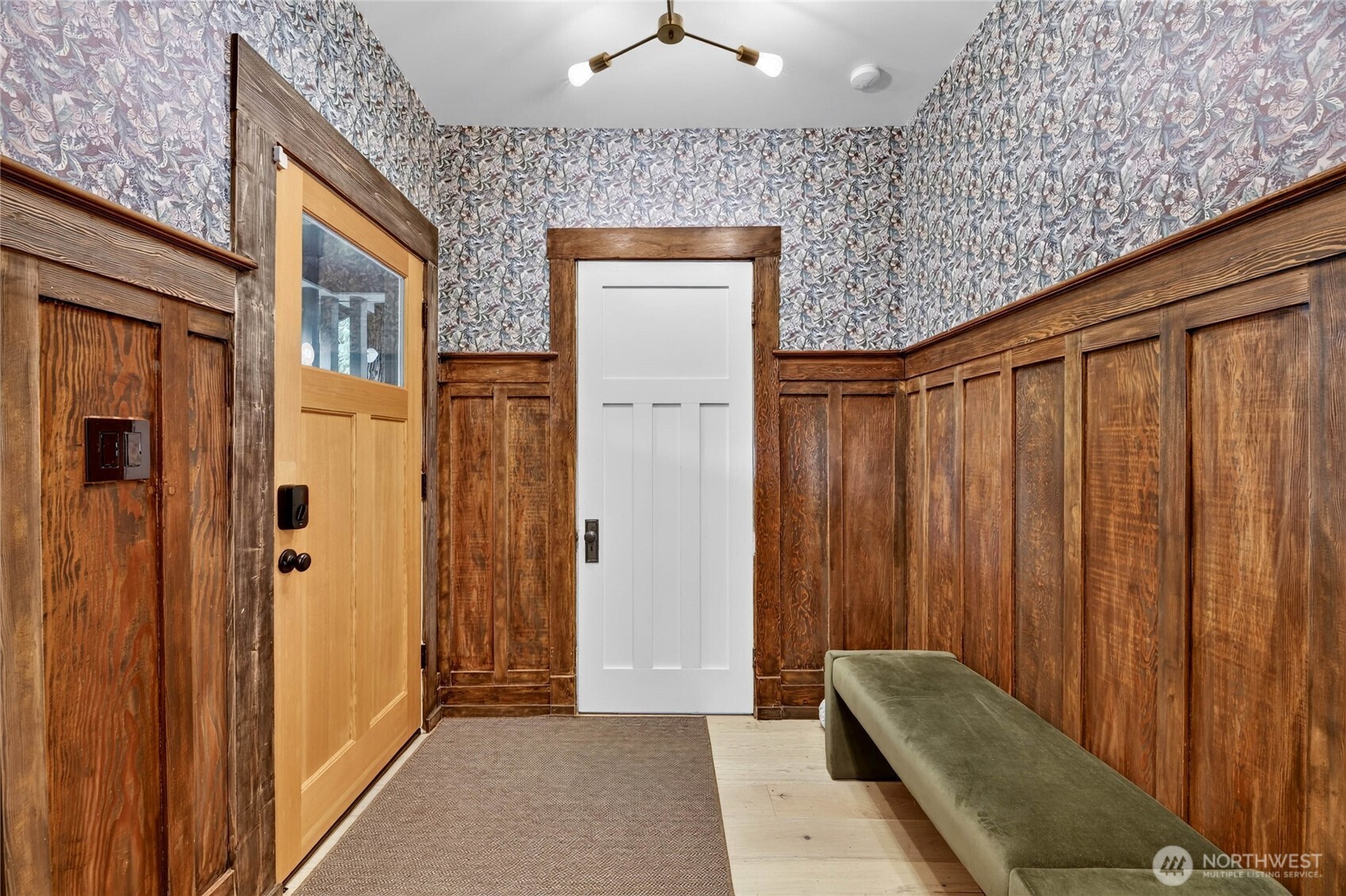 7124 Wright Avenue Property Photo 3