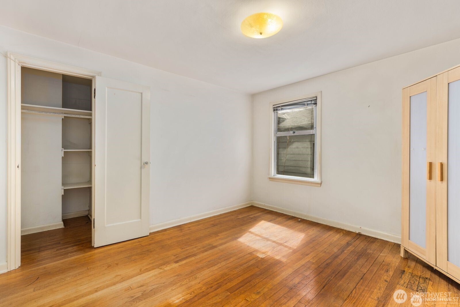 9525 7th Avenue Property Photo 9