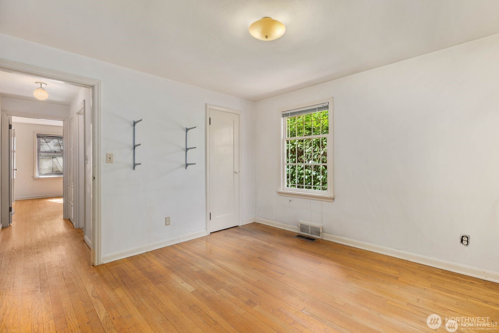 9525 7th Avenue Property Photo 12