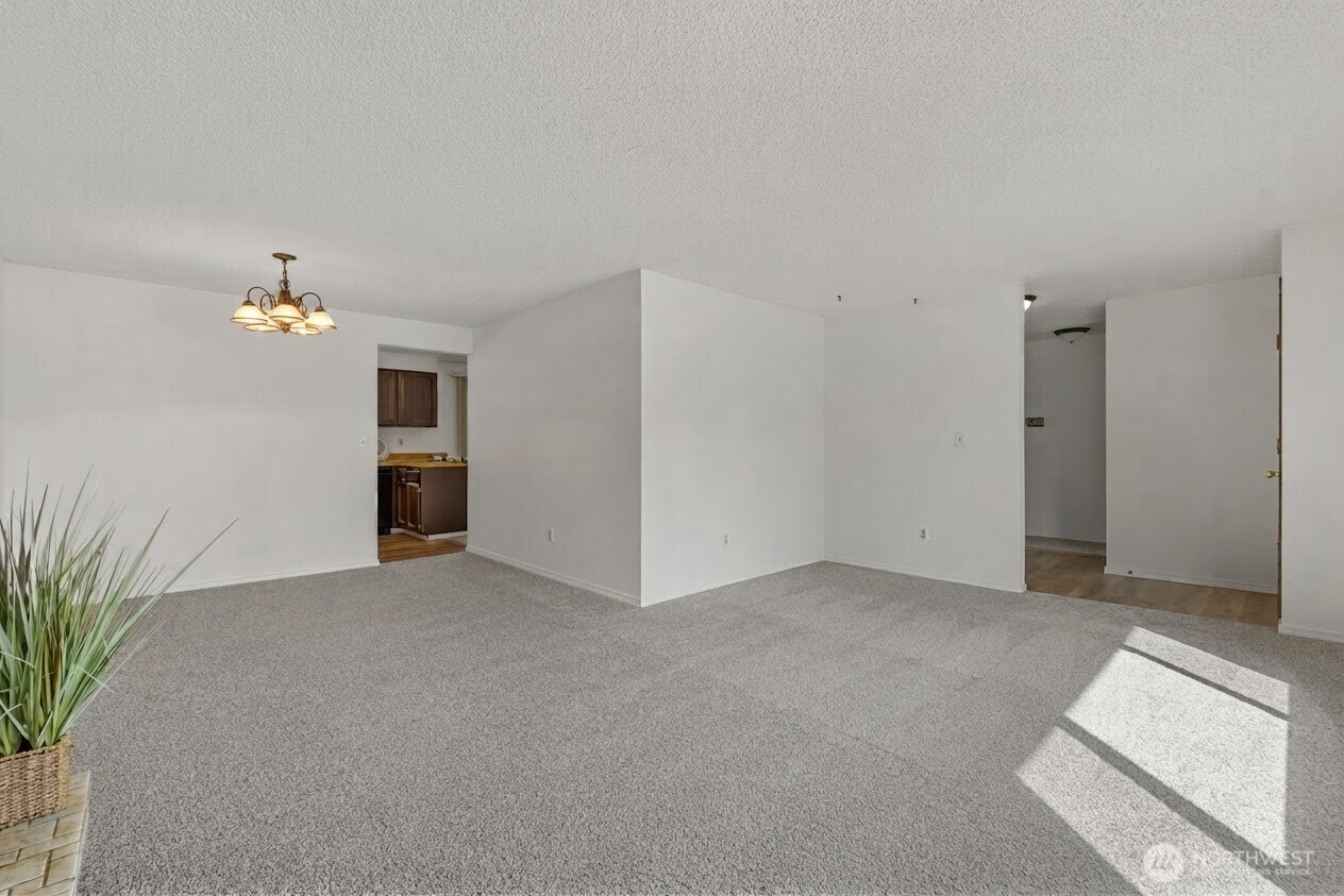 1904 7th Street Property Photo 5