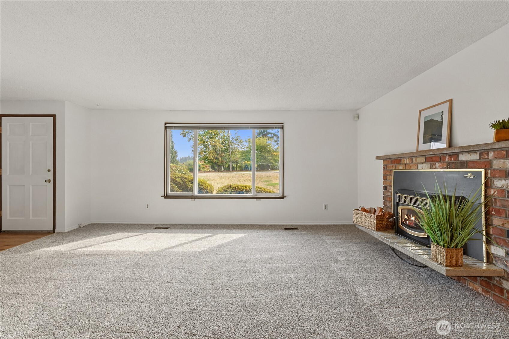 1904 7th Street Property Photo 6