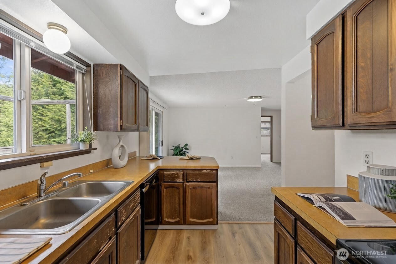 1904 7th Street Property Photo 7