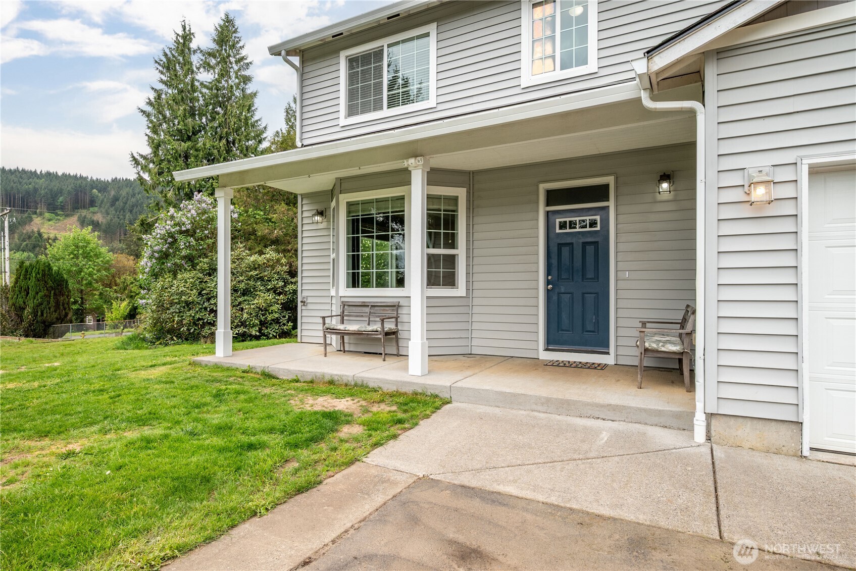 2208 Coal Creek Property Photo 4