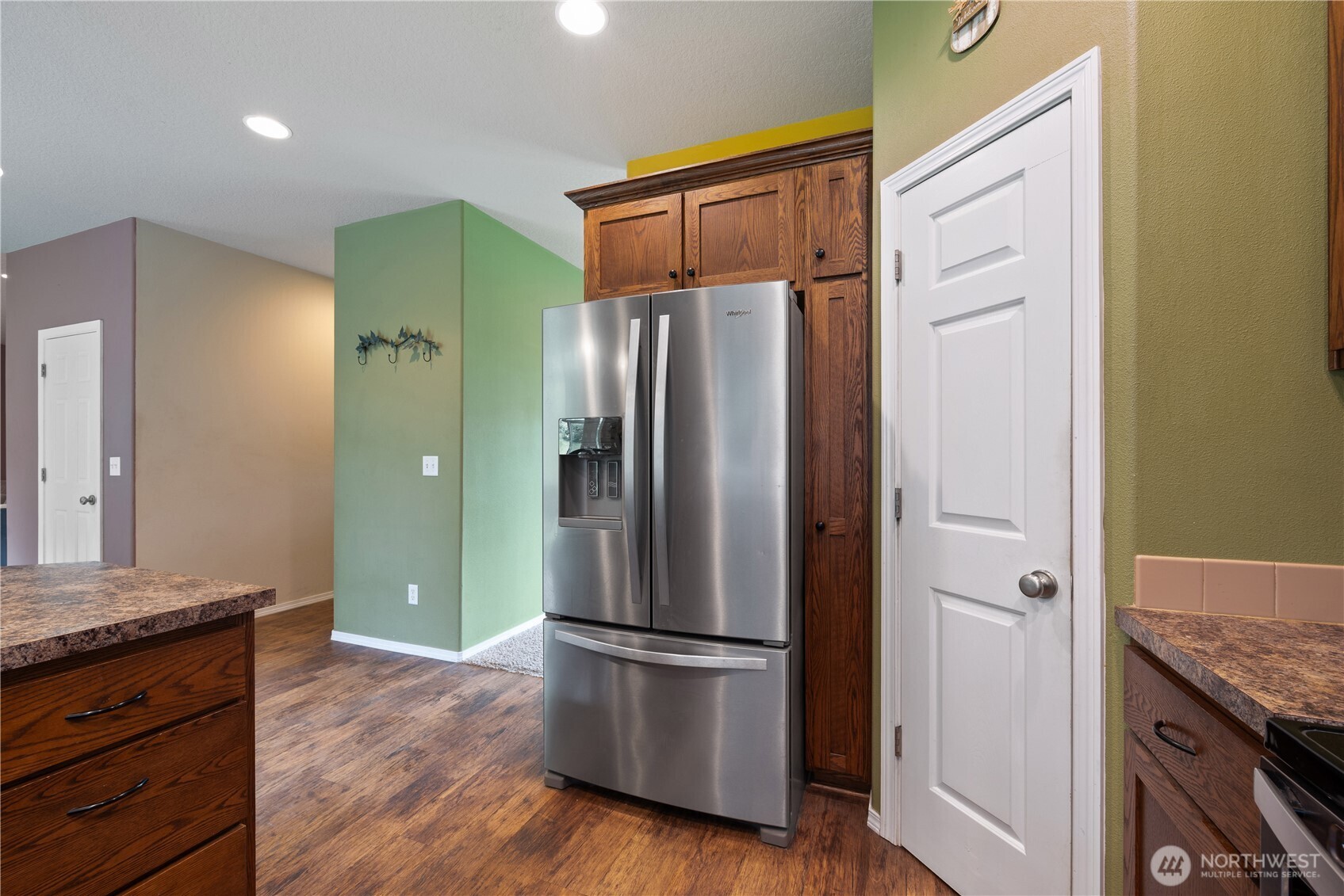 2208 Coal Creek Property Photo 7