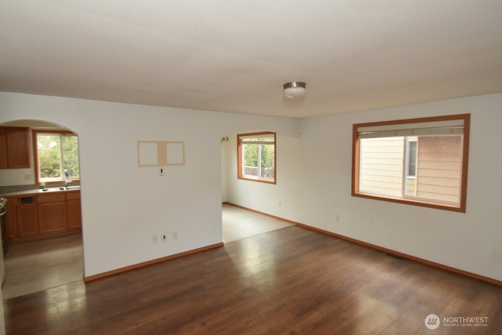 7372 Clamdigger Drive Property Photo 2