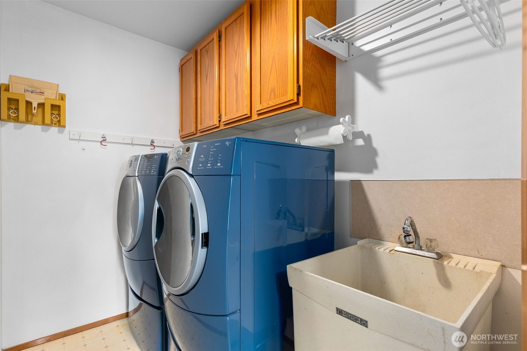 320 Marina Court Property Photo 21