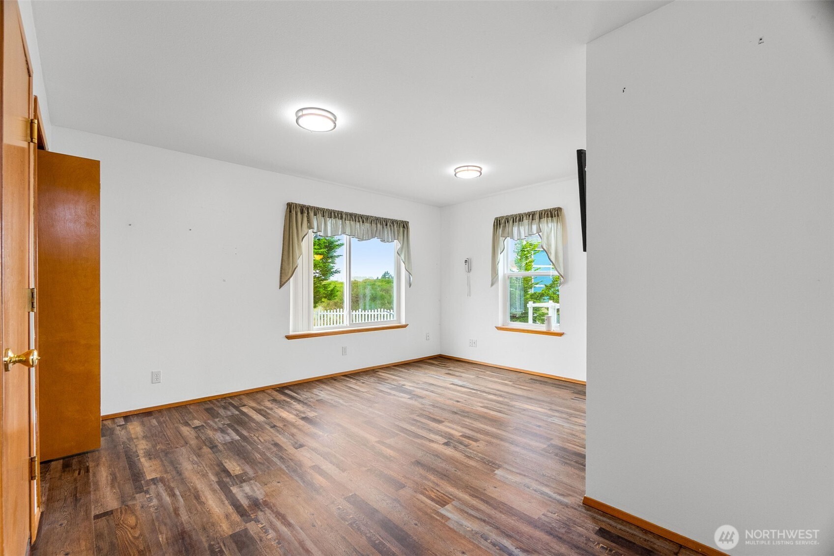 320 Marina Court Property Photo 22