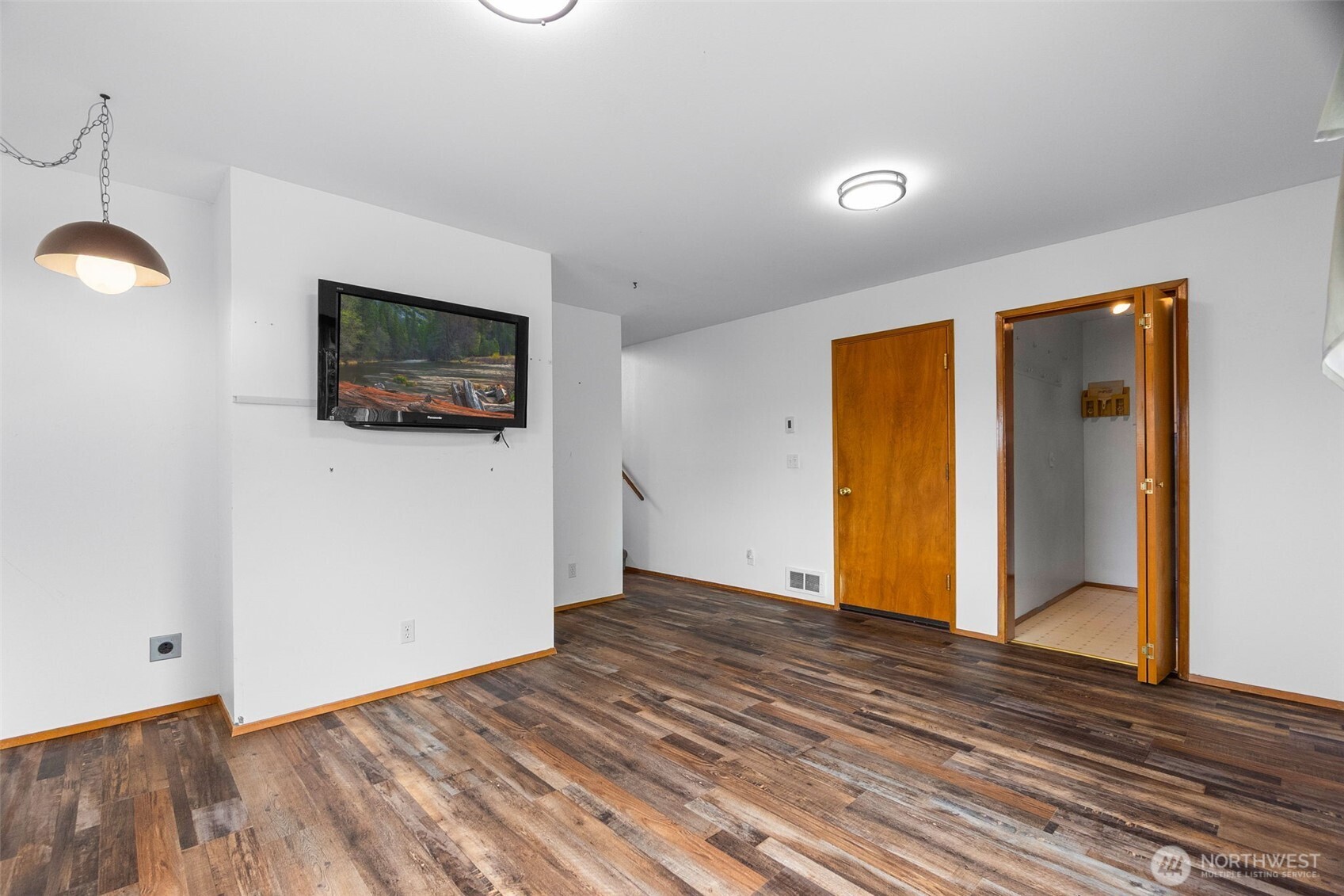 320 Marina Court Property Photo 23