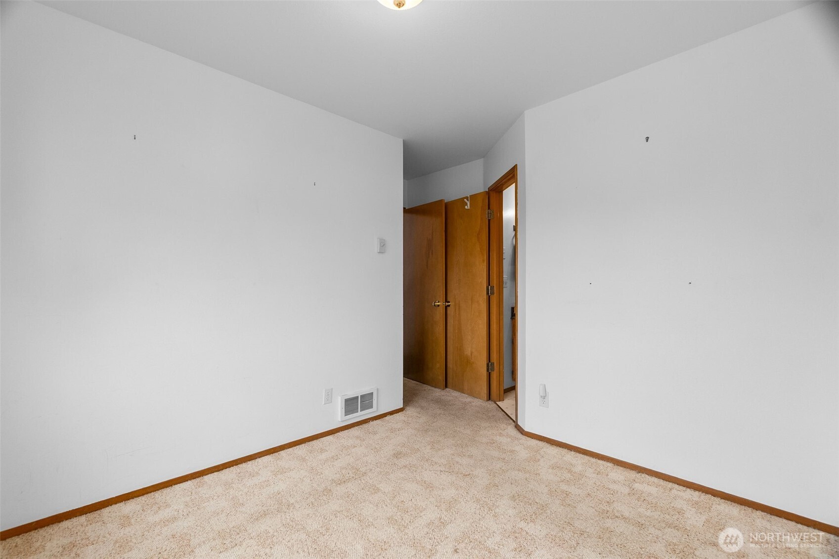 320 Marina Court Property Photo 25
