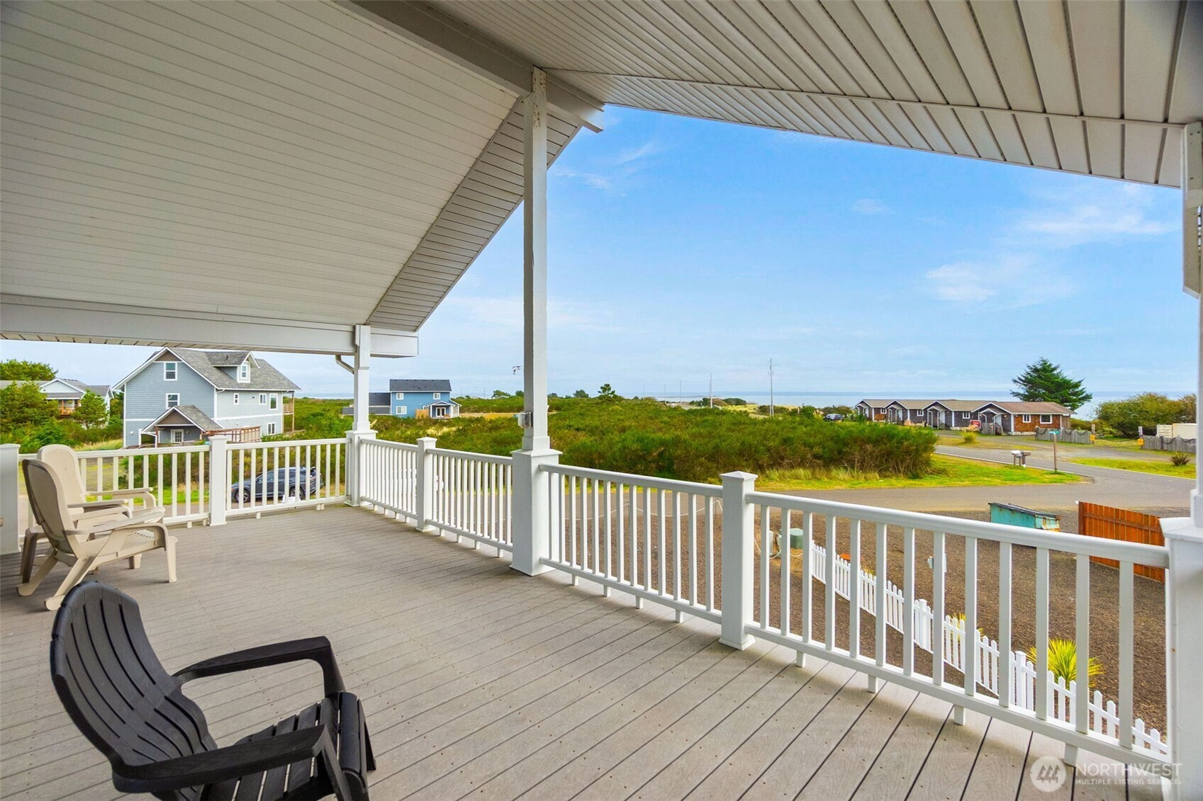 320 Marina Court Property Photo 27