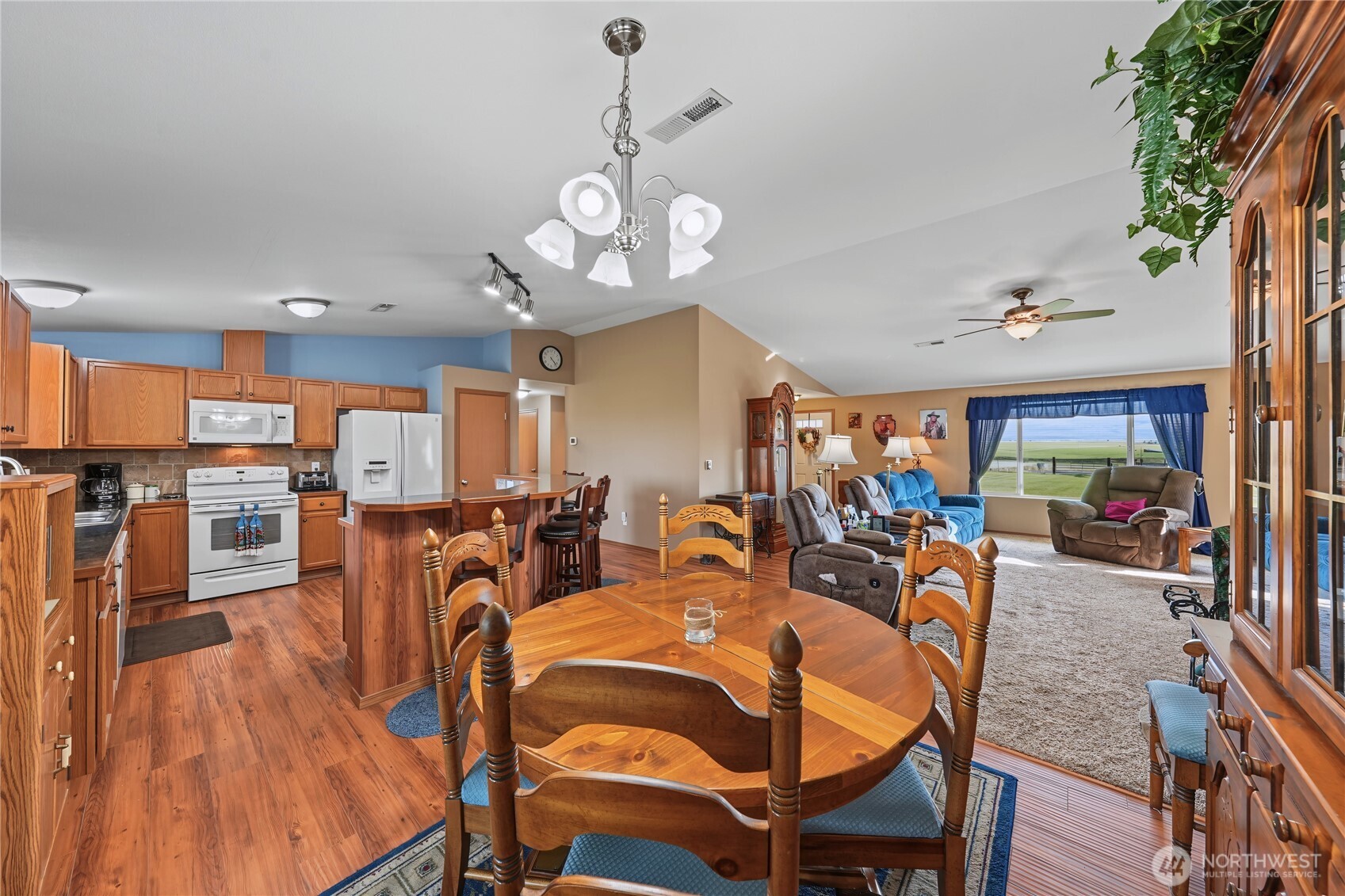 16641 Upper Badger Pocket Road Property Photo 12