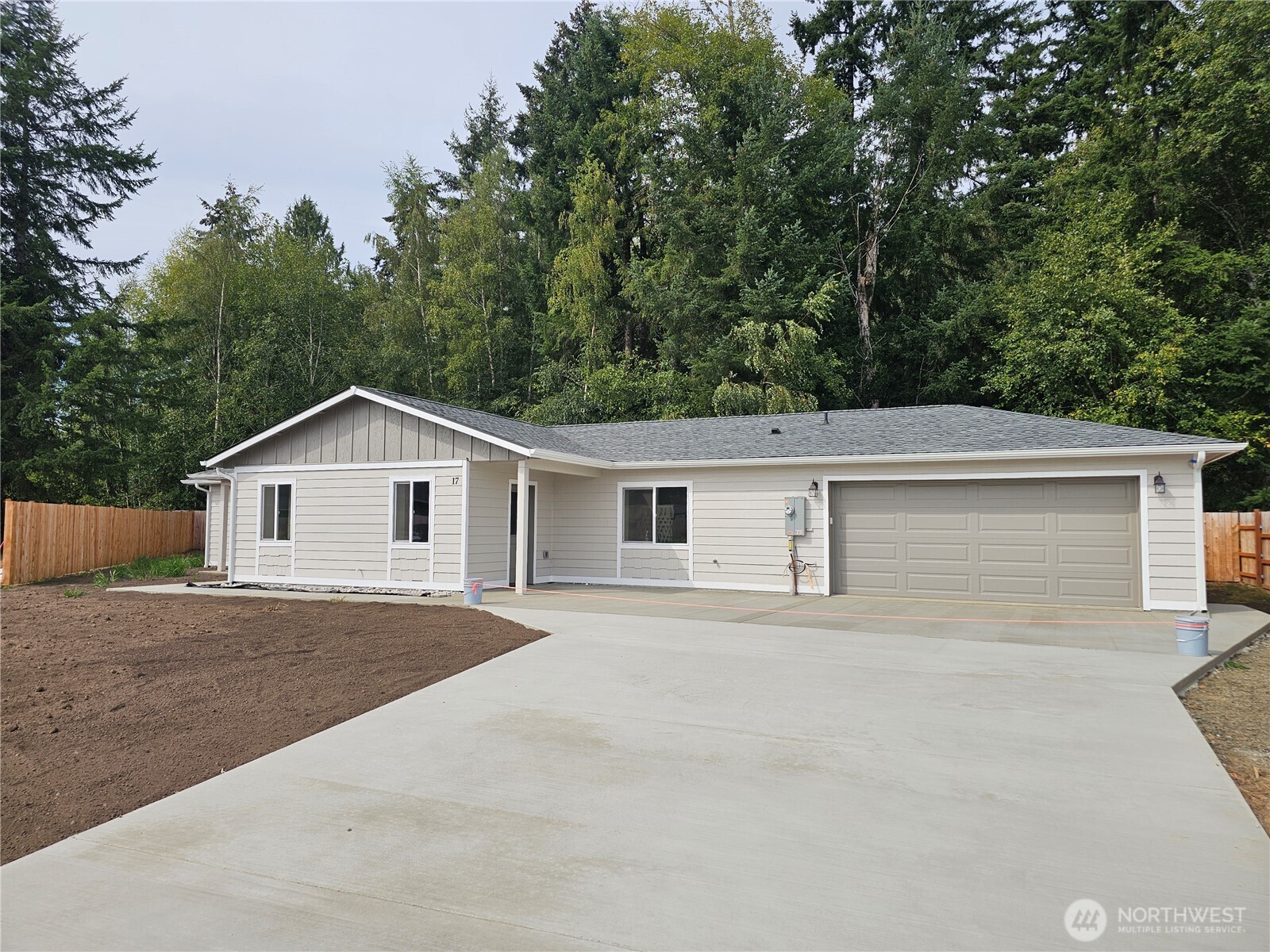 17 Pebble Creek Court Property Photo 3