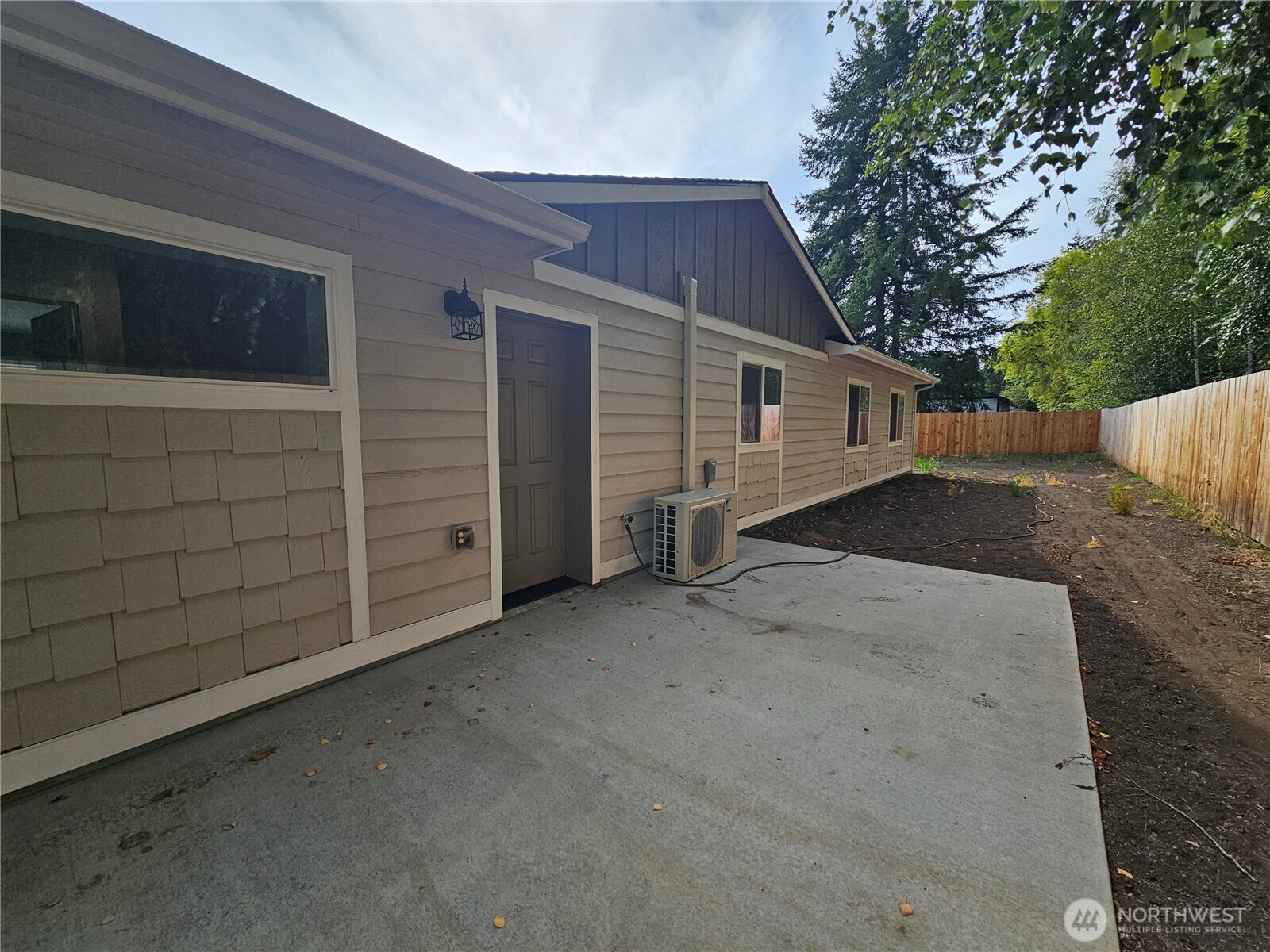 17 Pebble Creek Court Property Photo 5