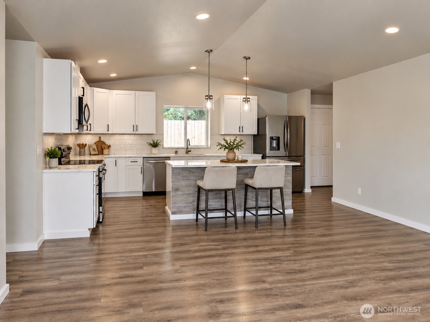 17 Pebble Creek Court Property Photo 7