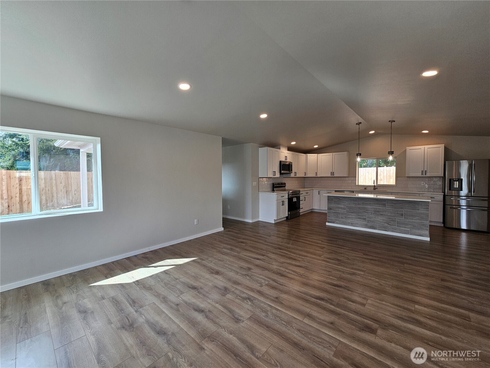 17 Pebble Creek Court Property Photo 10
