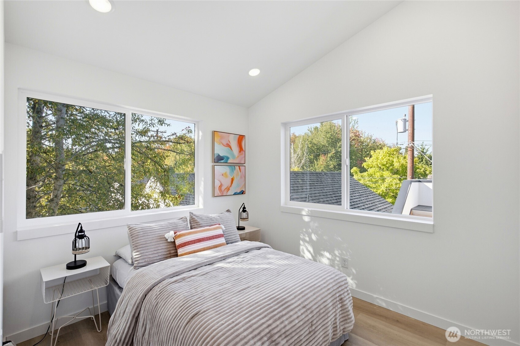 807 S Sullivan Street Property Photo 17