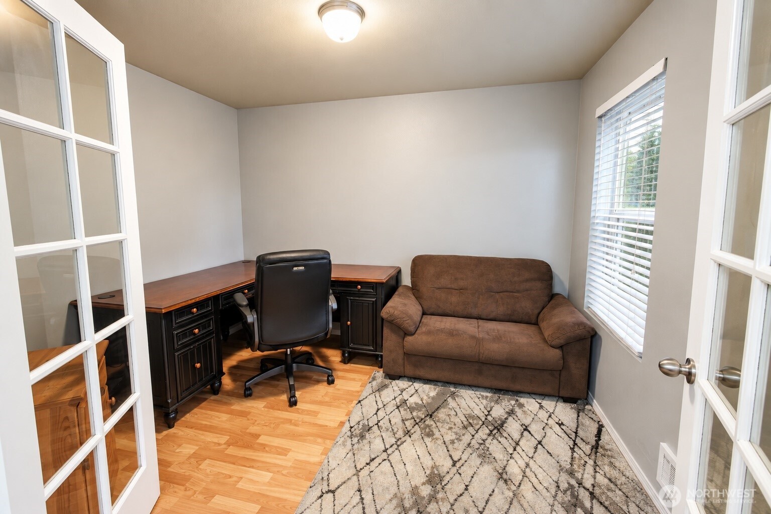 996 G Street Property Photo 9