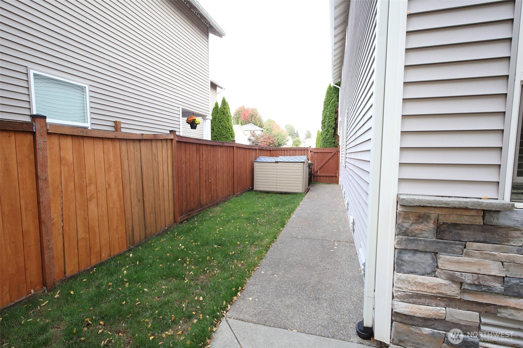 996 G Street Property Photo 30