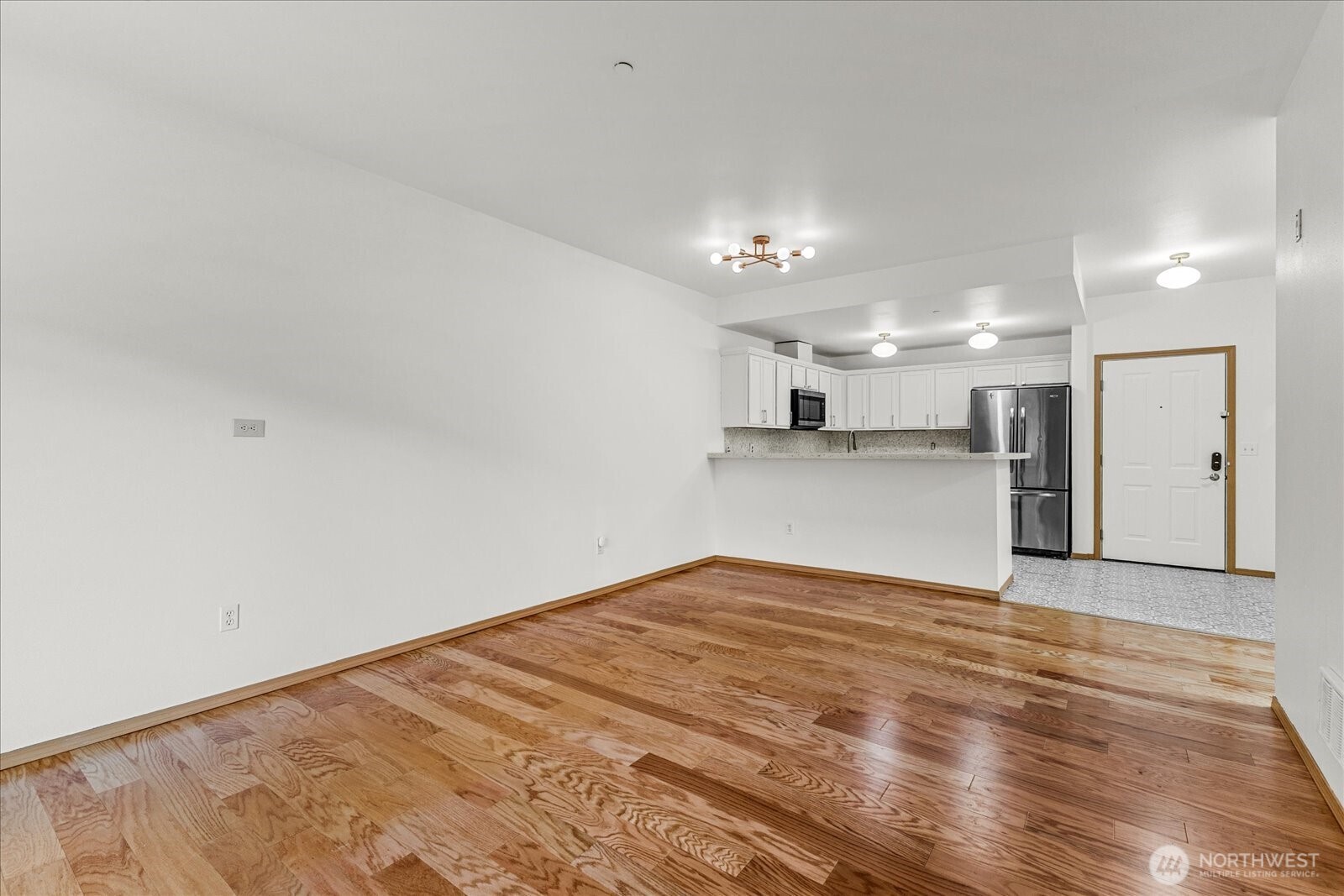 973 Ne Ingram Street A101 Property Photo 8