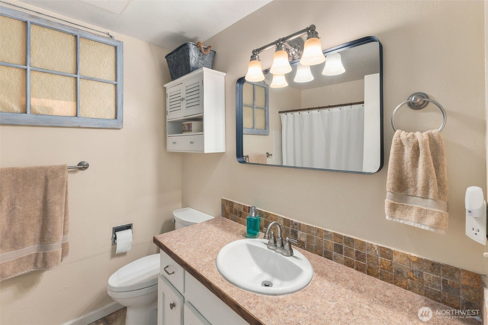 4905 93rd Avenue Property Photo 21