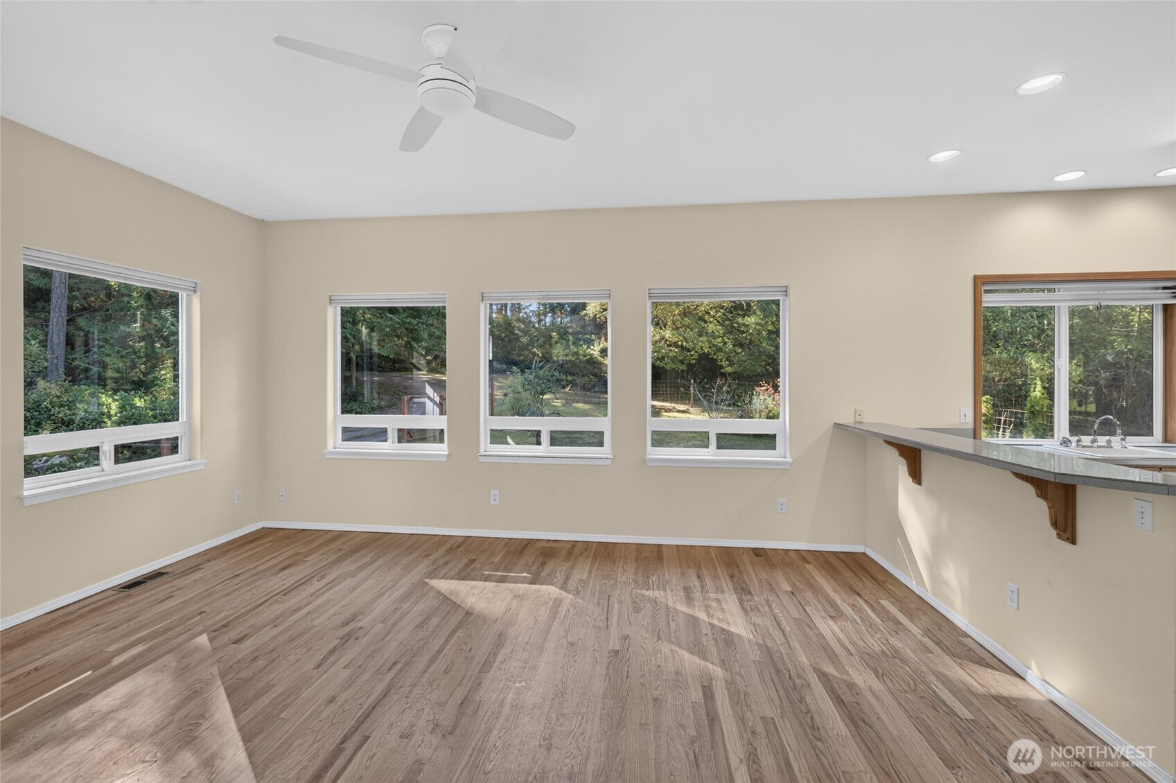 73 Enchantment Way Property Photo 9
