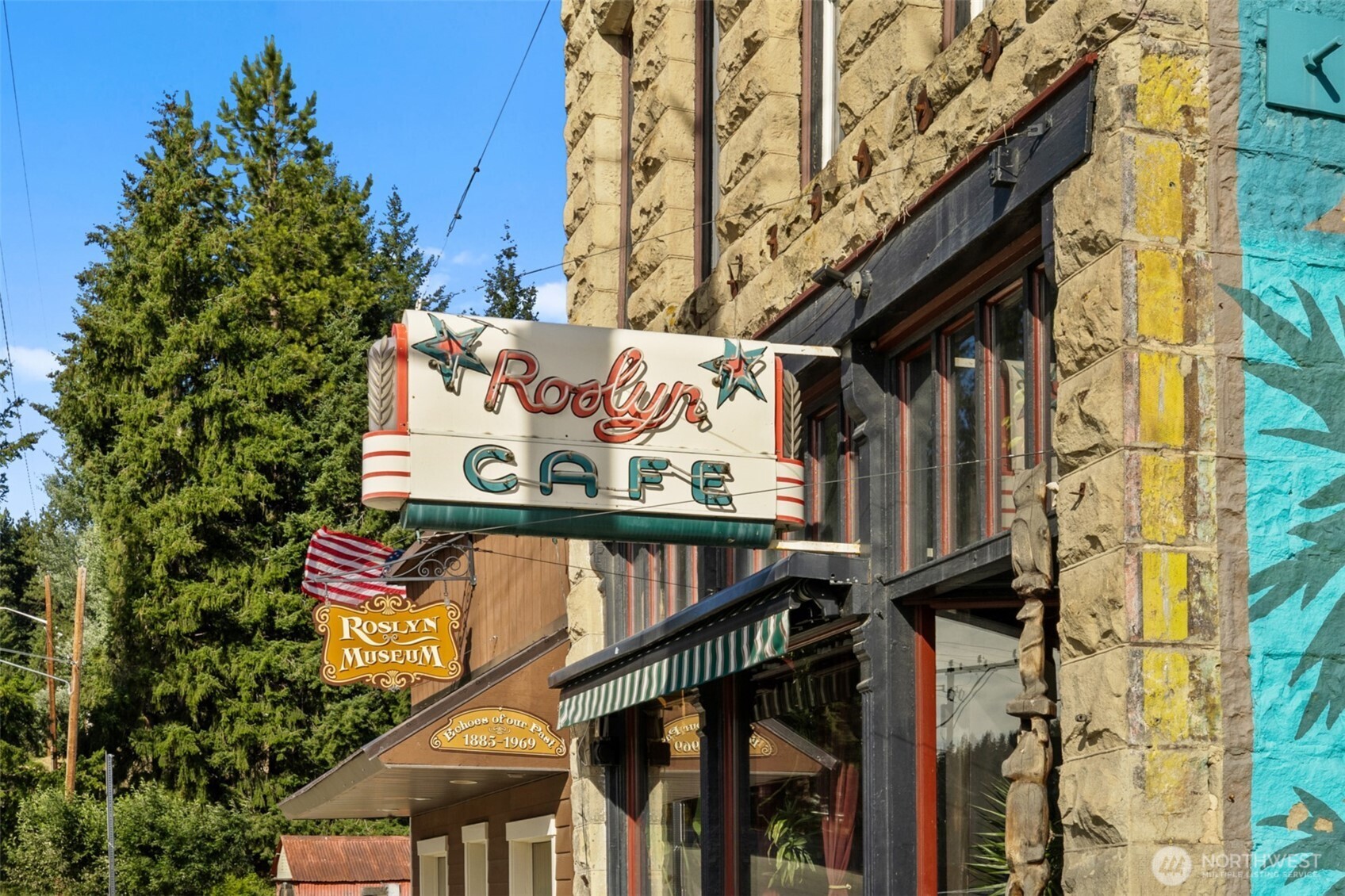 201 W Pennsylvania Avenue Property Photo 7