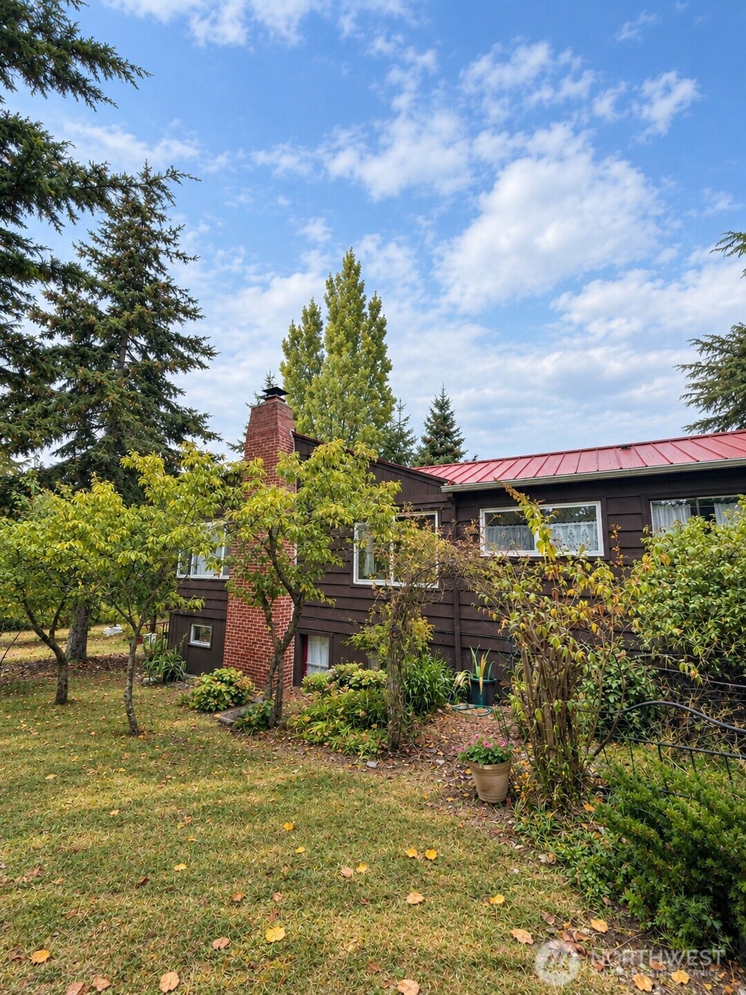 505 Linder Street Property Photo 4