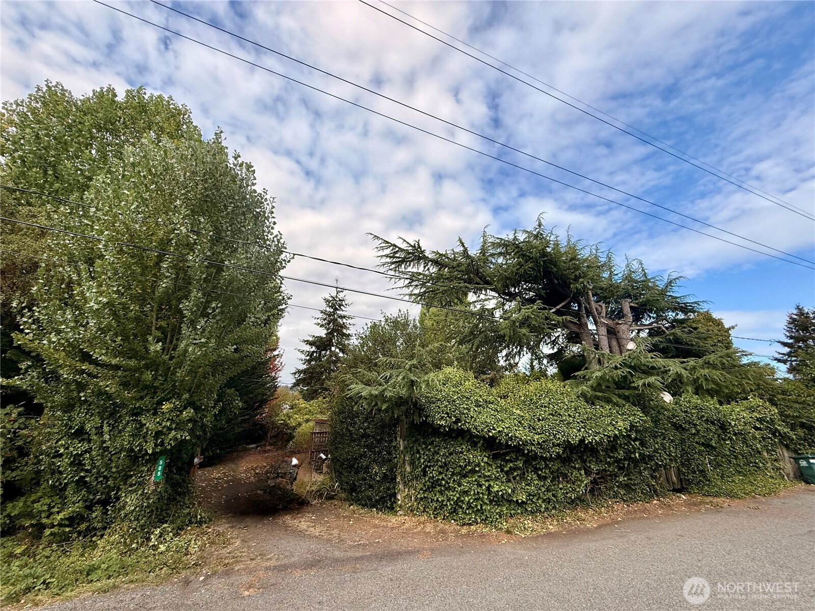 505 Linder Street Property Photo 12